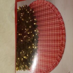 Christmas Tree Skirt by Sandra Lee